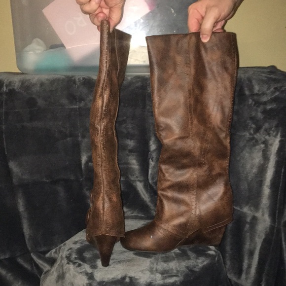 Not Rated women’s size 8 brown boots - Picture 2 of 3